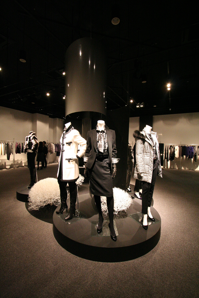 BODYDRESSING Deluxe 2008FW-2 展示会/ボディドレッシングデラックス 2008FW-2 展示会/インテリアデザイン:洋服・ファッションブランド