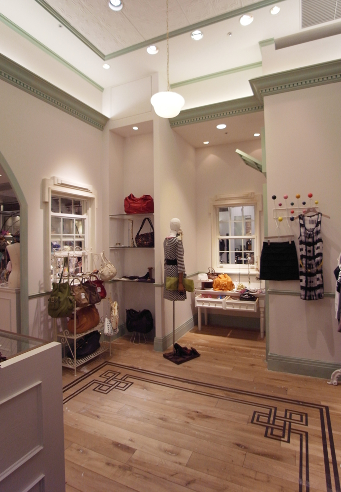 Swendybird 有楽町丸井/スウェンディ バード 有楽町丸井/店舗設計・ショップデザイン:洋服・ファッションブランド